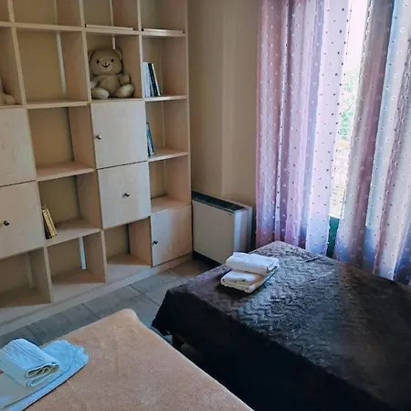 Nefeli アパート パトラ