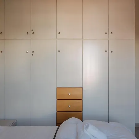 Nefeli Appartement *