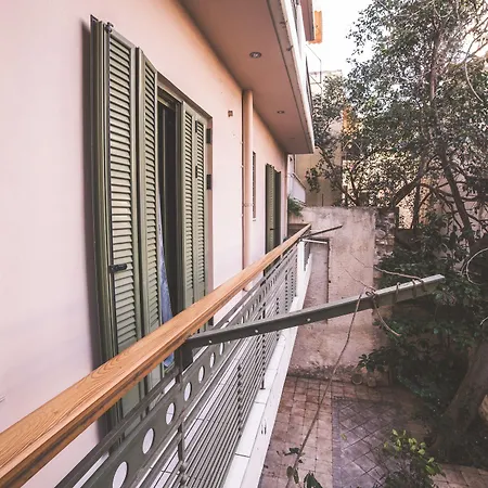 Nefeli Appartement *