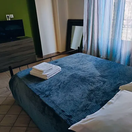 Nefeli Appartement *