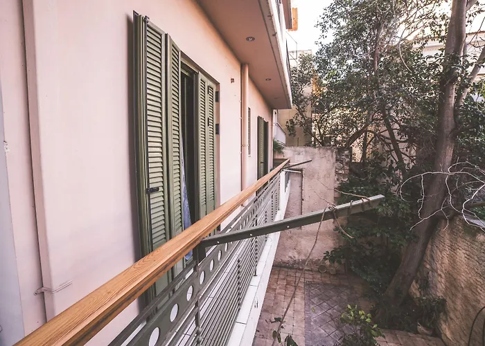 Nefeli Appartement *